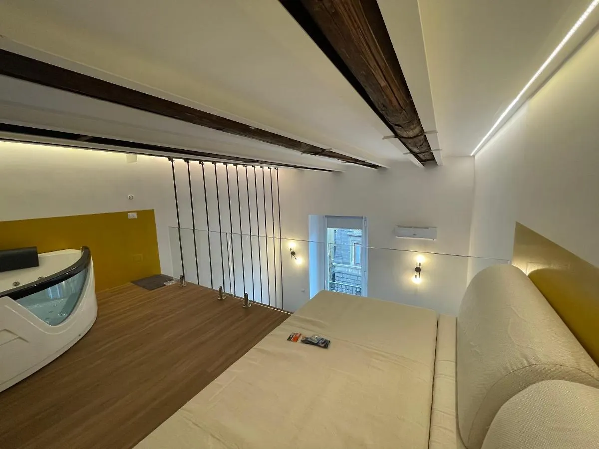 Pensión Tutt 'E Sant Luxury Rooms Nápoles