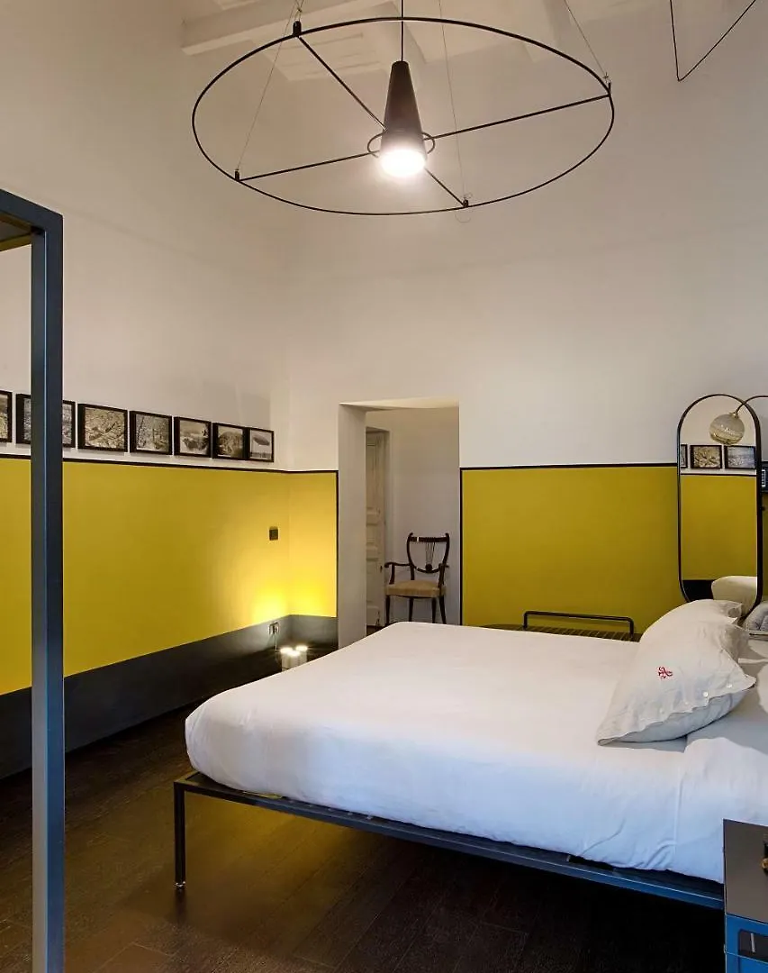 Pensión Tutt 'E Sant Luxury Rooms Nápoles