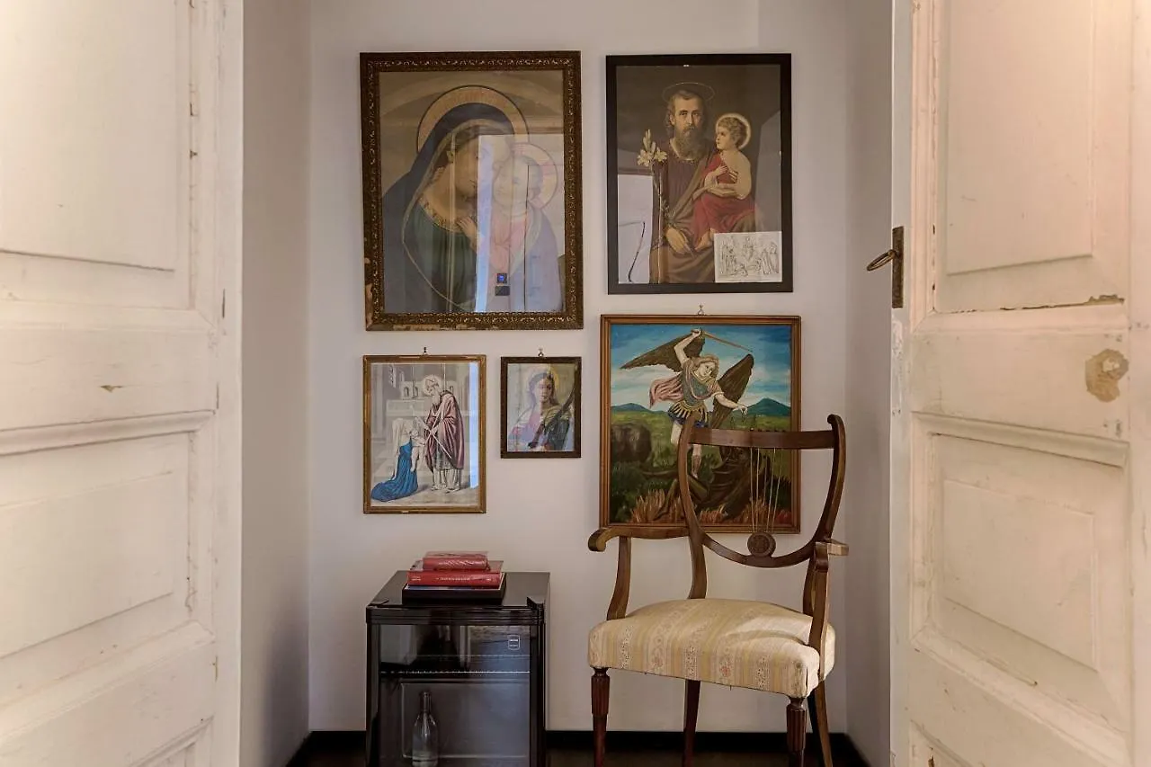 Tutt 'E Sant Luxury Rooms Neapol Pensjonat