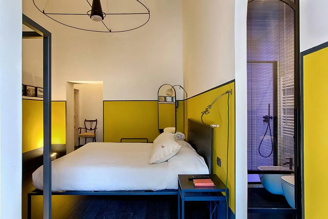 Tutt 'E Sant Luxury Rooms Neapol Pensjonat