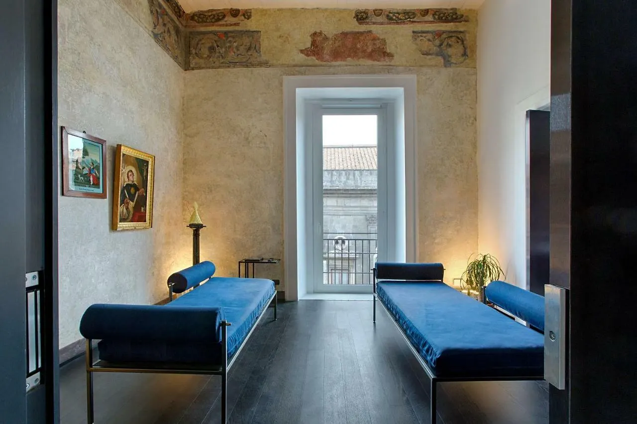 Guest house Tutt 'E Sant Luxury Rooms Naples